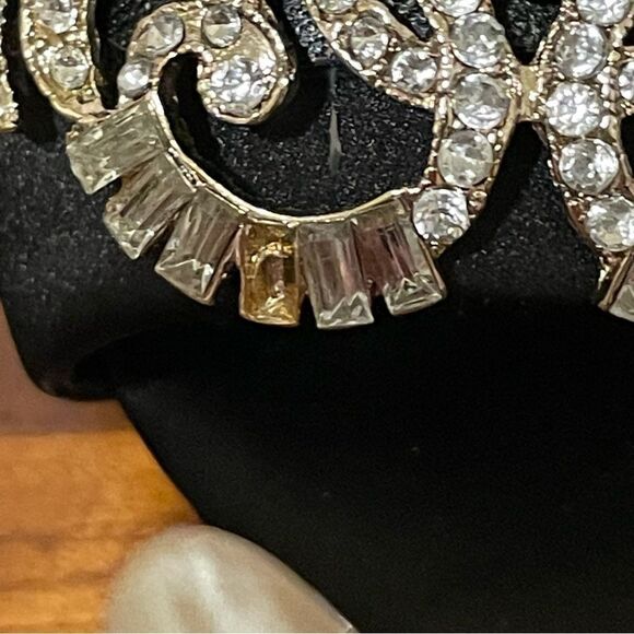 RSVP Dressy Closed Toe Pump Heels Black With Rhinestone Detail on Toe Size 5.5 - Picture 12 of 15